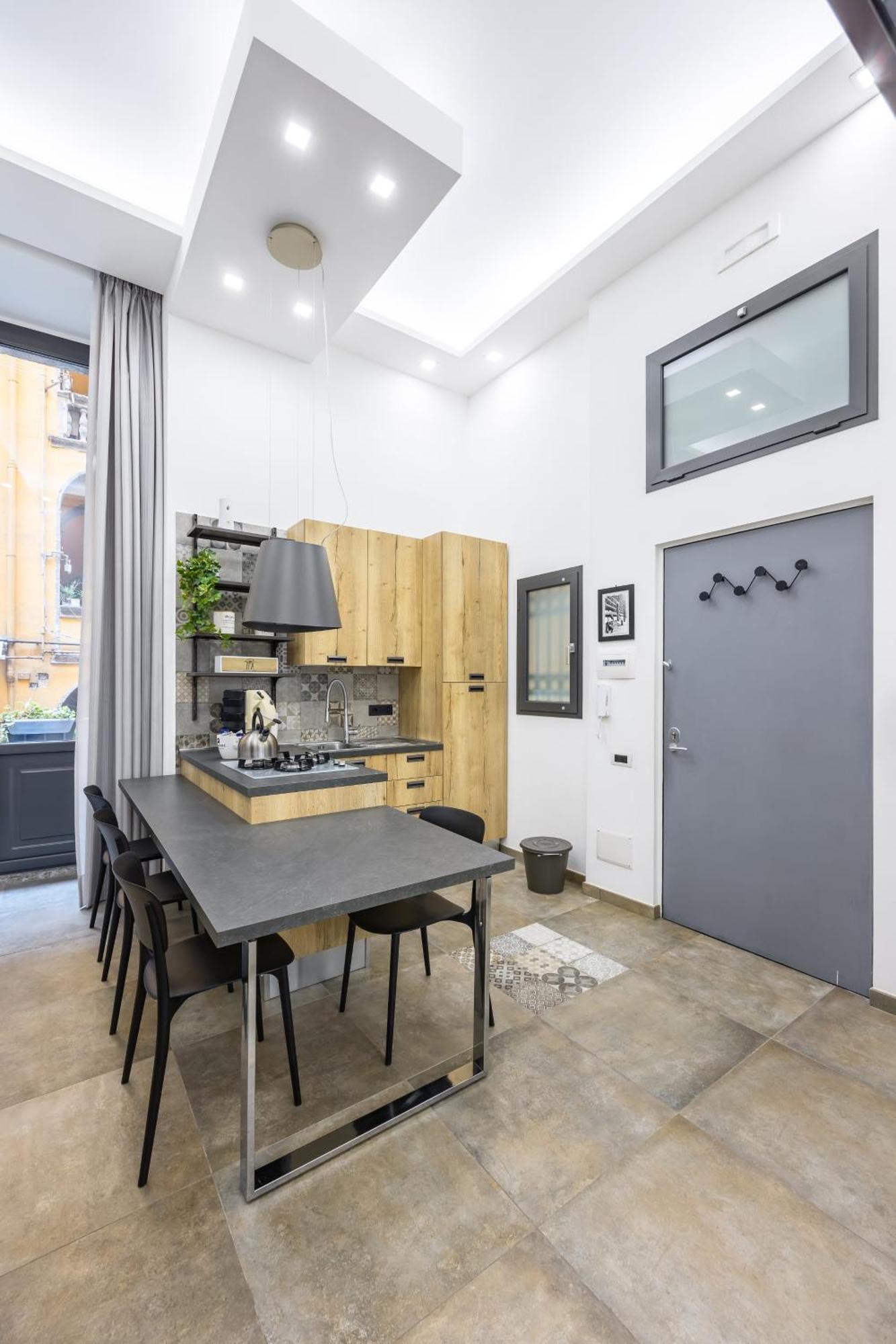 Palazzo Mormando - Industrial Apartment Napoli Dış mekan fotoğraf
