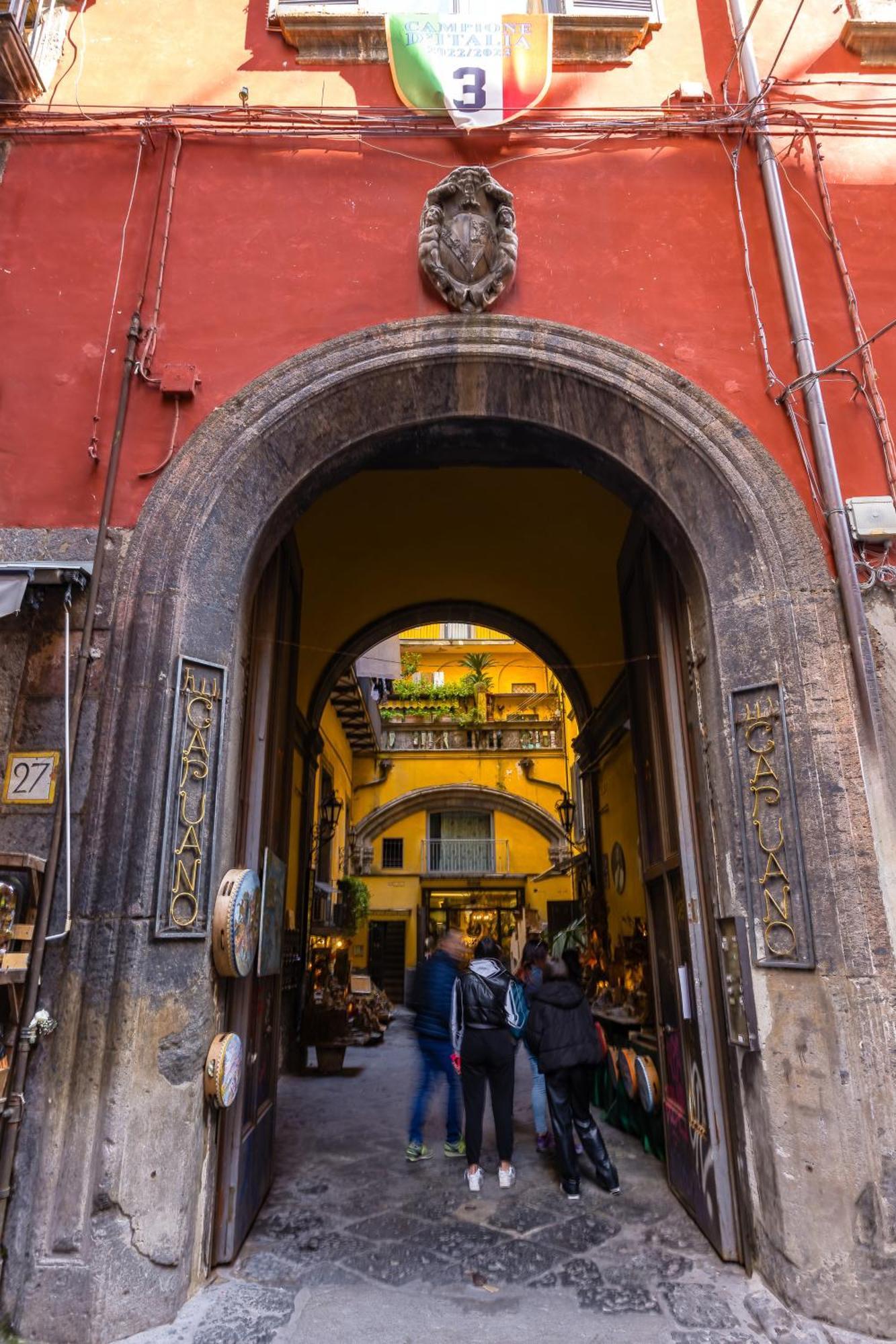 Palazzo Mormando - Industrial Apartment Napoli Dış mekan fotoğraf